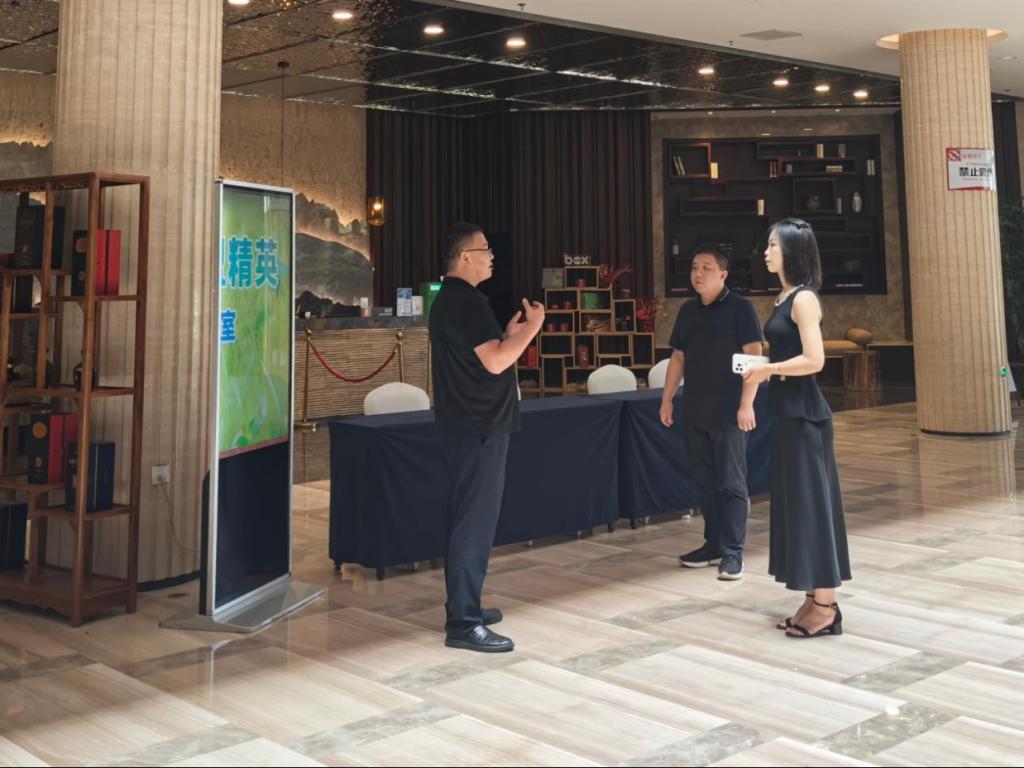 深化校企合作 拓展实践平台——我校旅游商务教研室、酒店教研室赴石家庄抱犊寨荣逸度假酒店开展访企拓岗调研