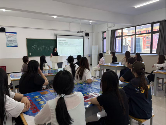 工商企业管理专业开展人力资源数字化专项实训