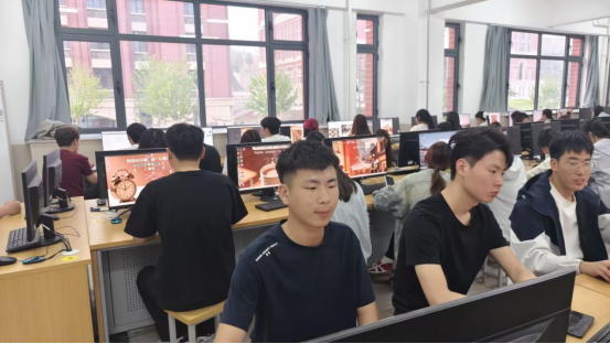 实训室开放活动圆满举行：AI赋能品牌策划，高职营销学子玩转数字营销新技能